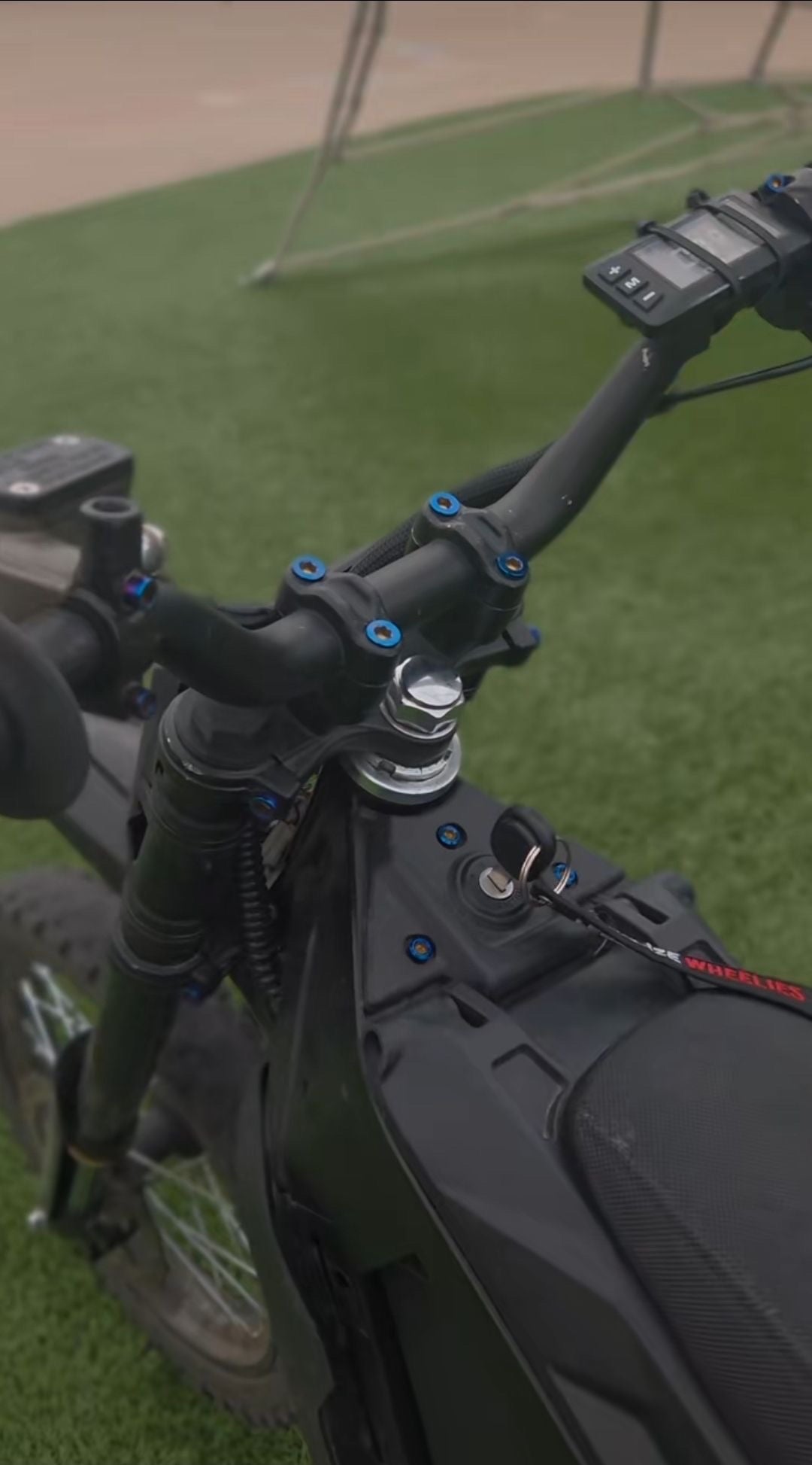 Yozma Key Ignition Bolts (3)